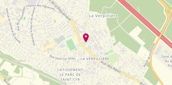 Plan de Univers Pharmacie, 90 Place Joseph Serlin, 38290 La Verpillière